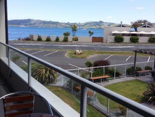 Taupo New Zealand city hotel